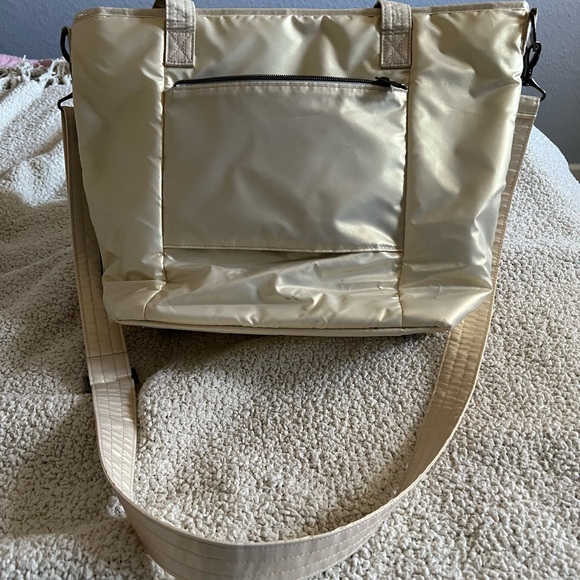 Lug crossbody handbag - Picture 2 of 6